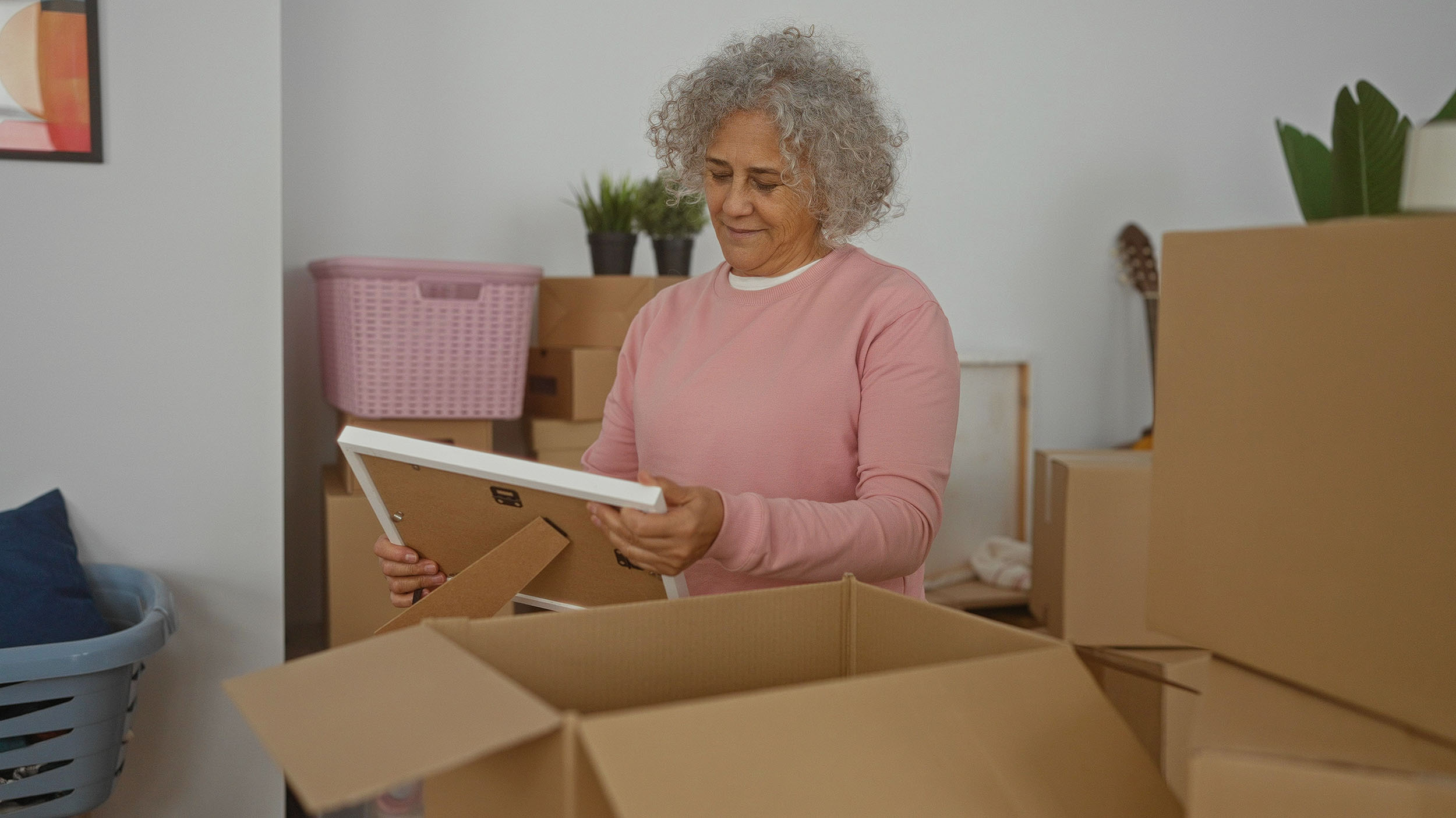 how to pack pictures